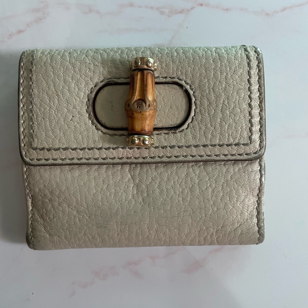Gucci leather wallet